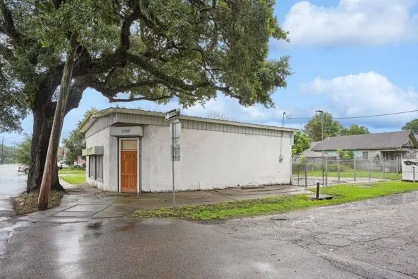 5700 ST CLAUDE AVE, New Orleans, LA 70117