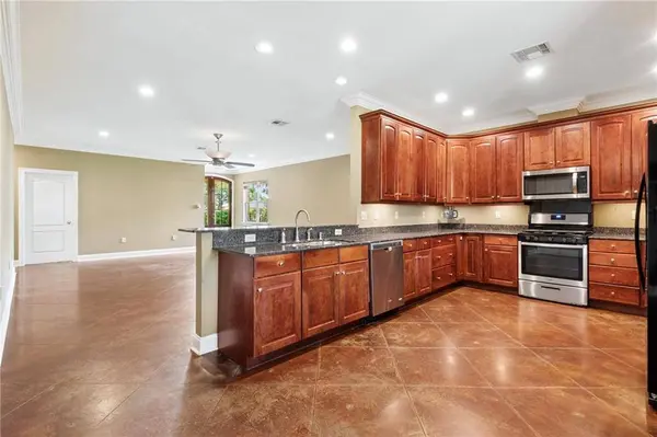 910 TULLULAH AVE, River Ridge, LA 70123