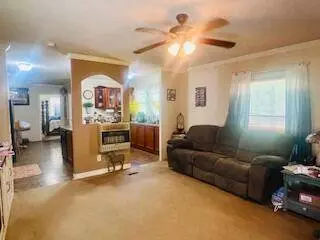 517 Dunnam Rd., Leakesville, MS 39451