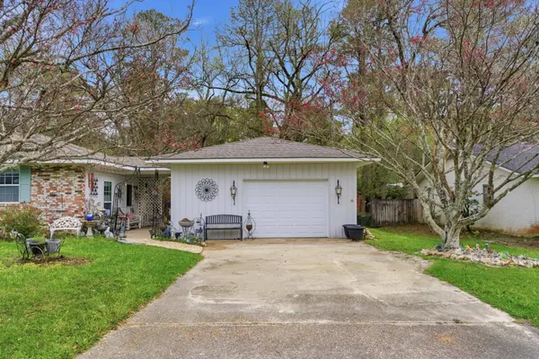 1510 Hickory, Columbia, MS 39429