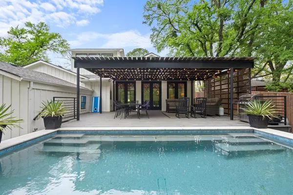 1704 Silverside Drive, Grapevine, TX 76051