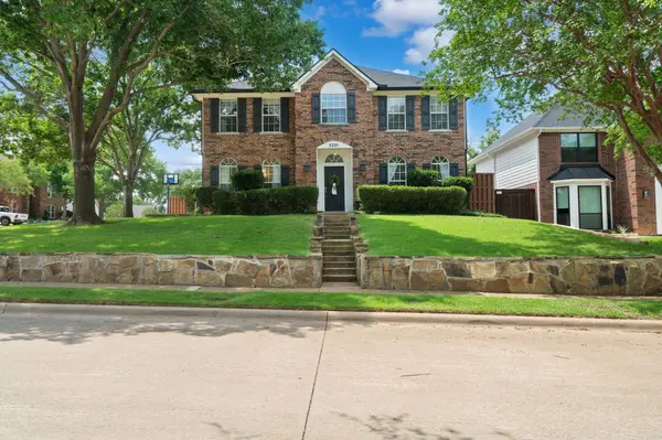 3201 Shady Glen DR, Grapevine, TX 76051