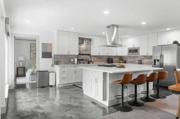 5029 Mill Run RD, Dallas, TX 75244