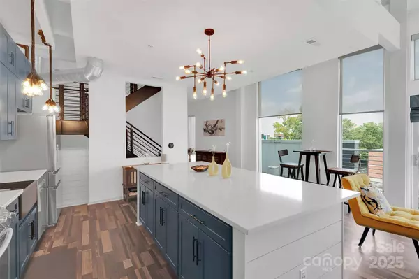 3123 N Davidson ST #301, Charlotte, NC 28205