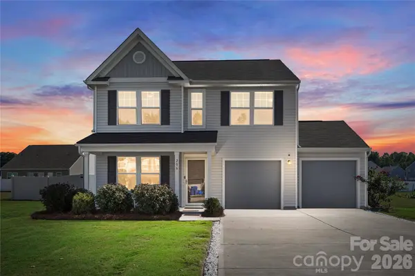 206 Amberly CIR
