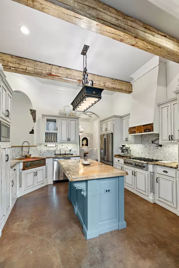 Mobile, AL 36693-2520,3584 Rue Royal