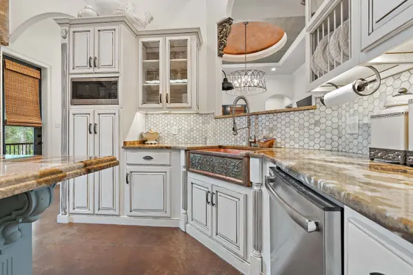 3584 Rue Royal, Mobile, AL 36693-2520