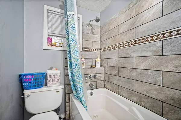 9032 Ingleside AVE, Irvington, AL 36544