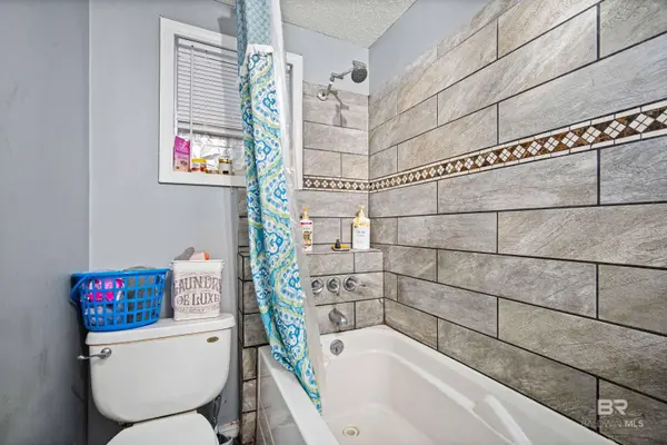 9032 Ingleside Avenue, Irvington, AL 36544