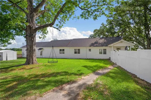 22 Horace Odom RD, Millry, AL 36558