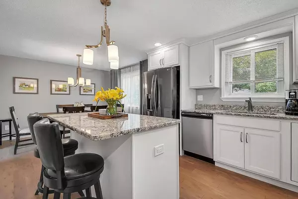 6880 Gray Gables Lane, Columbus, OH 43235