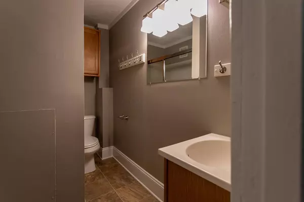 1512 Indianola Avenue, Columbus, OH 43201