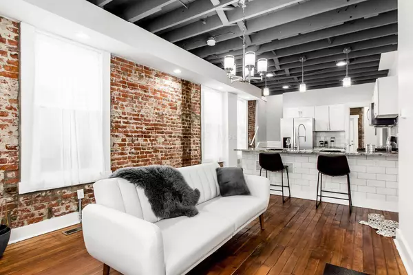 1013 E Rich Street, Columbus, OH 43205