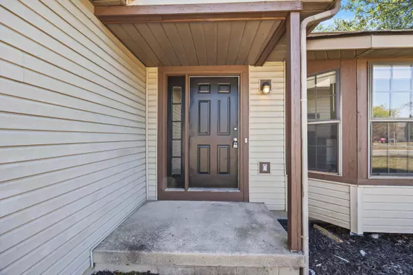 6948 Kinston Drive, Canal Winchester, OH 43110