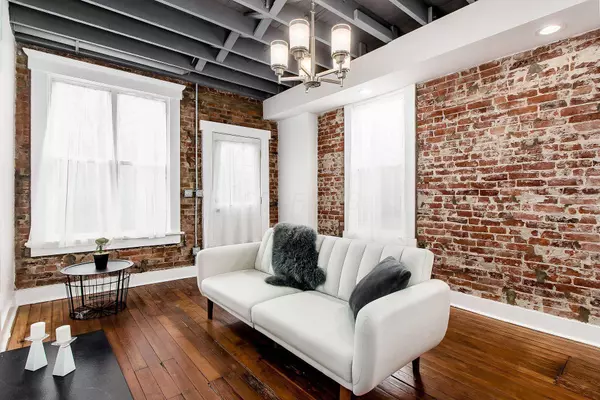 1013 E Rich Street, Columbus, OH 43205