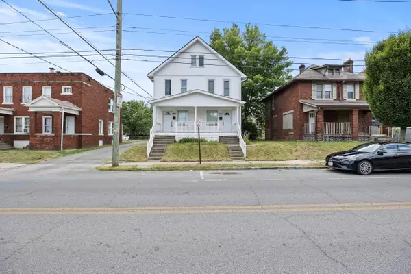 941 E Whittier Street, Columbus, OH 43206