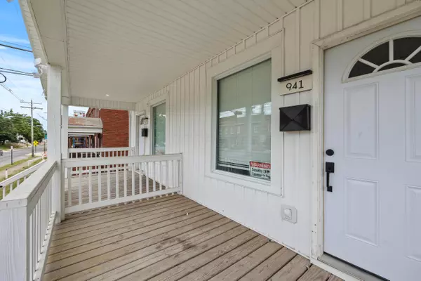 941 E Whittier Street, Columbus, OH 43206