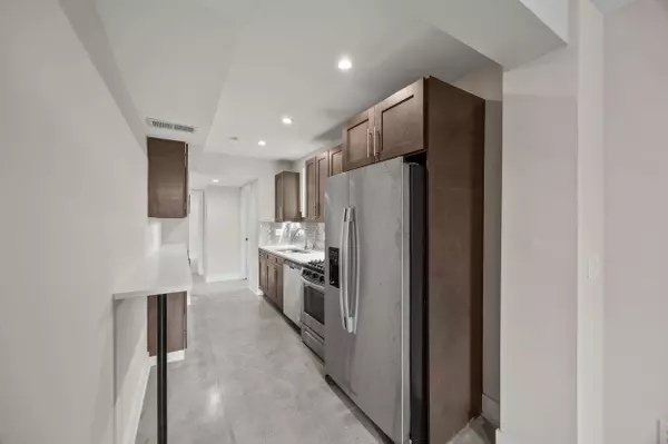 1185 Gustavus Lane #B, Columbus, OH 43205