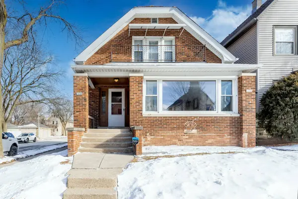 1100 S 61st St Unit 1102, West Allis, WI 53214