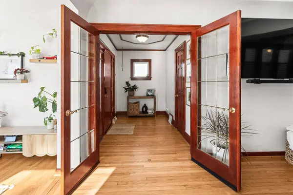 1100 S 61st St Unit 1102, West Allis, WI 53214