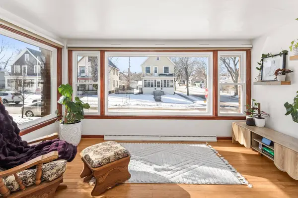 1100 S 61st St Unit 1102, West Allis, WI 53214