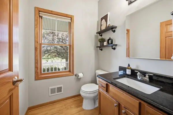 W192N5800 Spencers PASS, Menomonee Falls, WI 53051