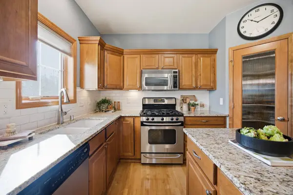 W192N5800 Spencers PASS, Menomonee Falls, WI 53051