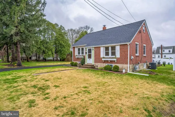 626 JACKSON AVE, Glenside, PA 19038