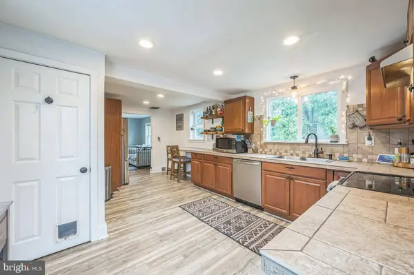 626 JACKSON AVE, Glenside, PA 19038