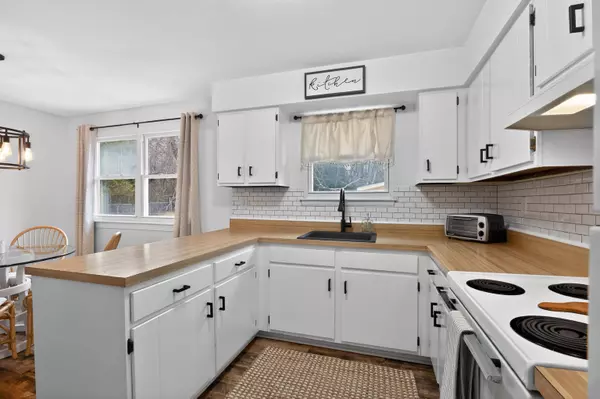 17 Siskin Lane, Cape May Court House, NJ 08210