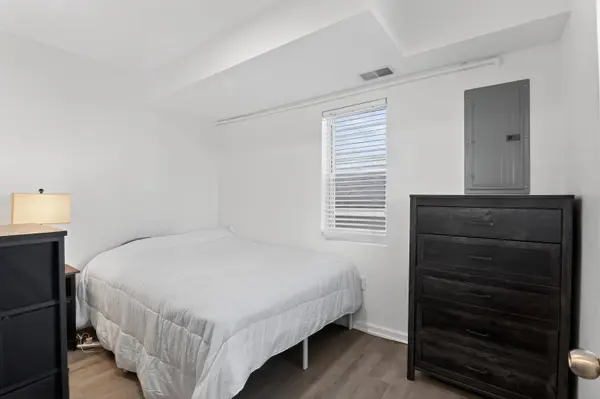 230 W Magnolia Street, Wildwood, NJ 08260-2456