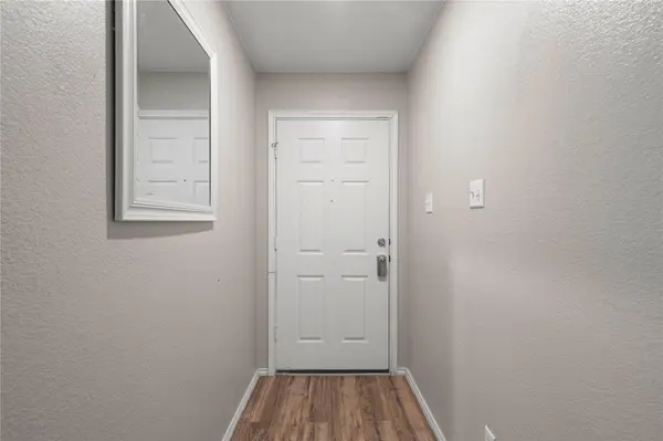 715 Estes PARK, Taylor, TX 76574