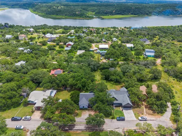 503 Chantilly LN, Spicewood, TX 78669
