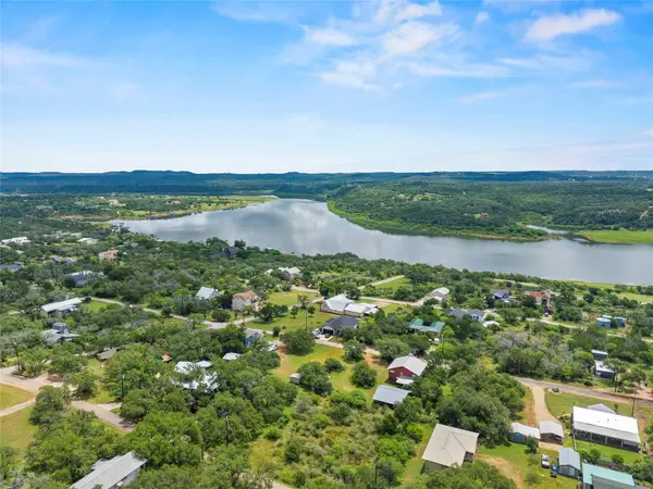 503 Chantilly LN, Spicewood, TX 78669