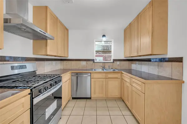 7209 Gunnison PASS, Austin, TX 78724