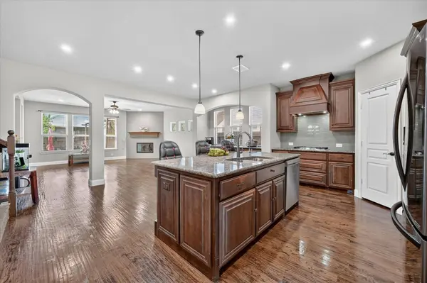 316 Jernigan DR, Euless, TX 76040