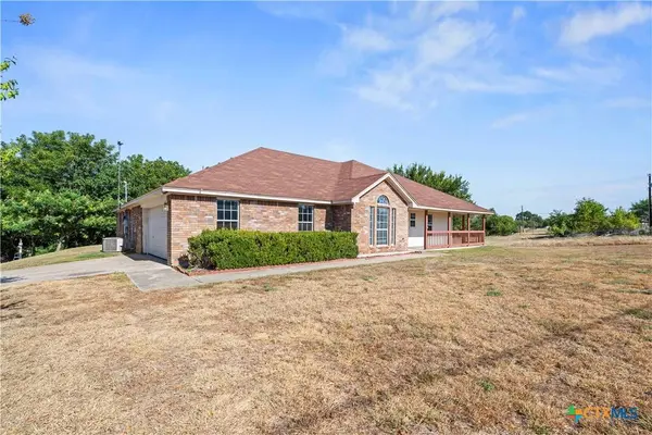 825 County Road 3350, Kempner, TX 76539