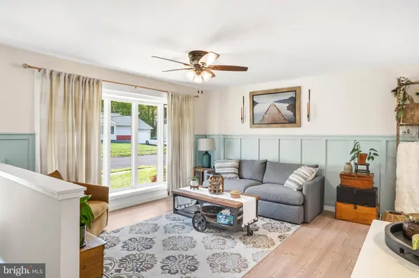 693 THORNY LN, Glendora, NJ 08029