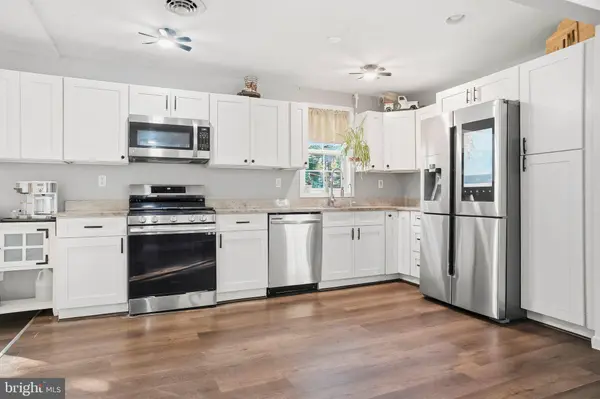 119 BERTI ST, Williamstown, NJ 08094