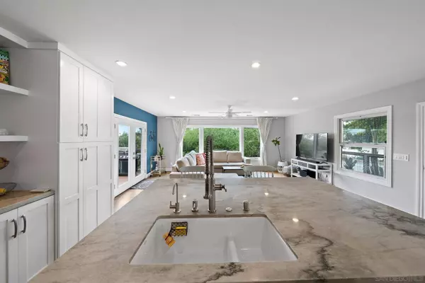 3457 Nutmeg St, San Diego, CA 92104