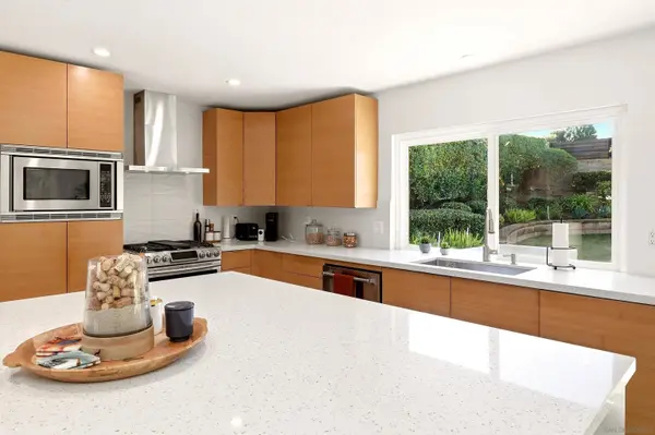 1651 Mapleleaf, Encinitas, CA 92024