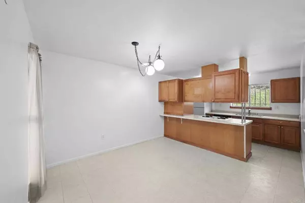 7462 Hanford Pl, Linda Vista, CA 92111