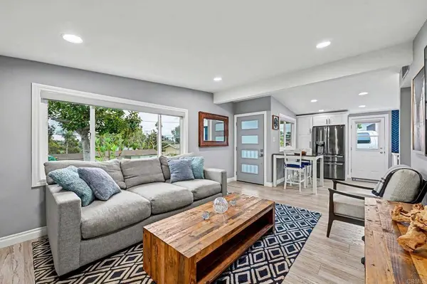 2820 Macdonald St, Oceanside, CA 92054