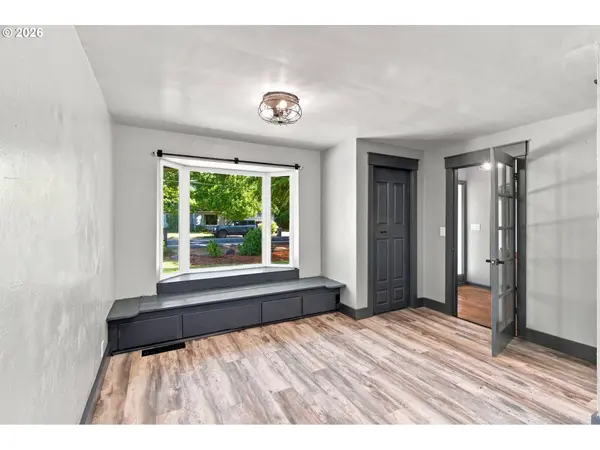 390 SUNSET N AVE, Keizer, OR 97303