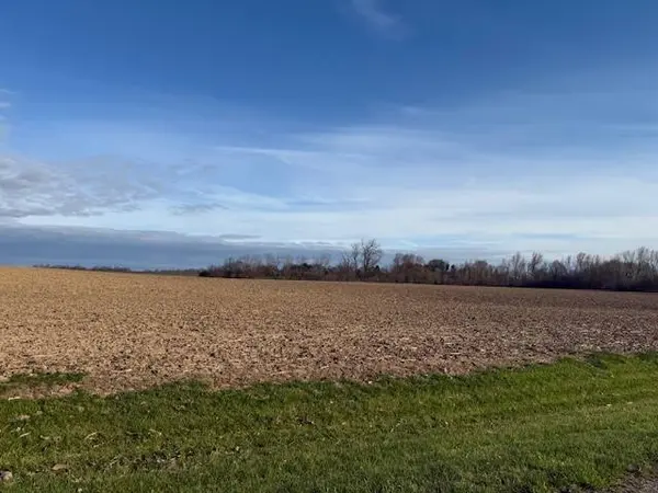 Lots 6, 7, & 8, Hoopeston, IL 60942