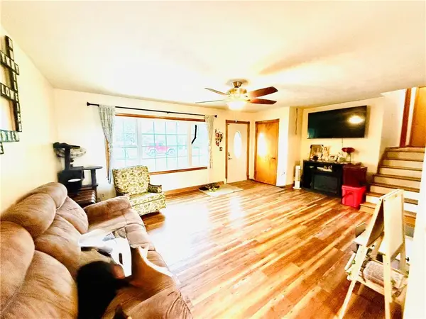 211 E 5th AVE, Rankin, IL 60960