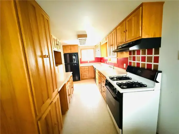 314 W Maple ST, Hoopeston, IL 60942