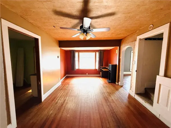 314 W Maple ST, Hoopeston, IL 60942