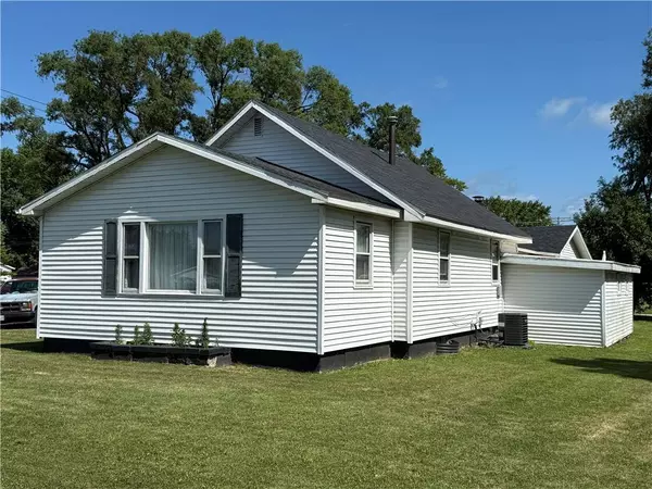 530 W Orange ST, Hoopeston, IL 60942