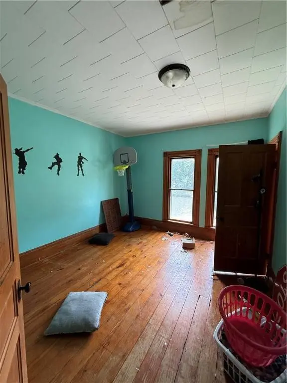 302 Maple ST, Rossville, IL 60963